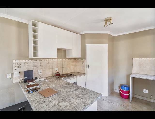 2 BEDROOM TOWNHOUSE FOR SALE IN HALFWAY GARDENS